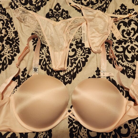 Victorias Secret Shattered Strap Bombshell 38C Bra Add 2 cups, 2 L pantys - Picture 2 of 4